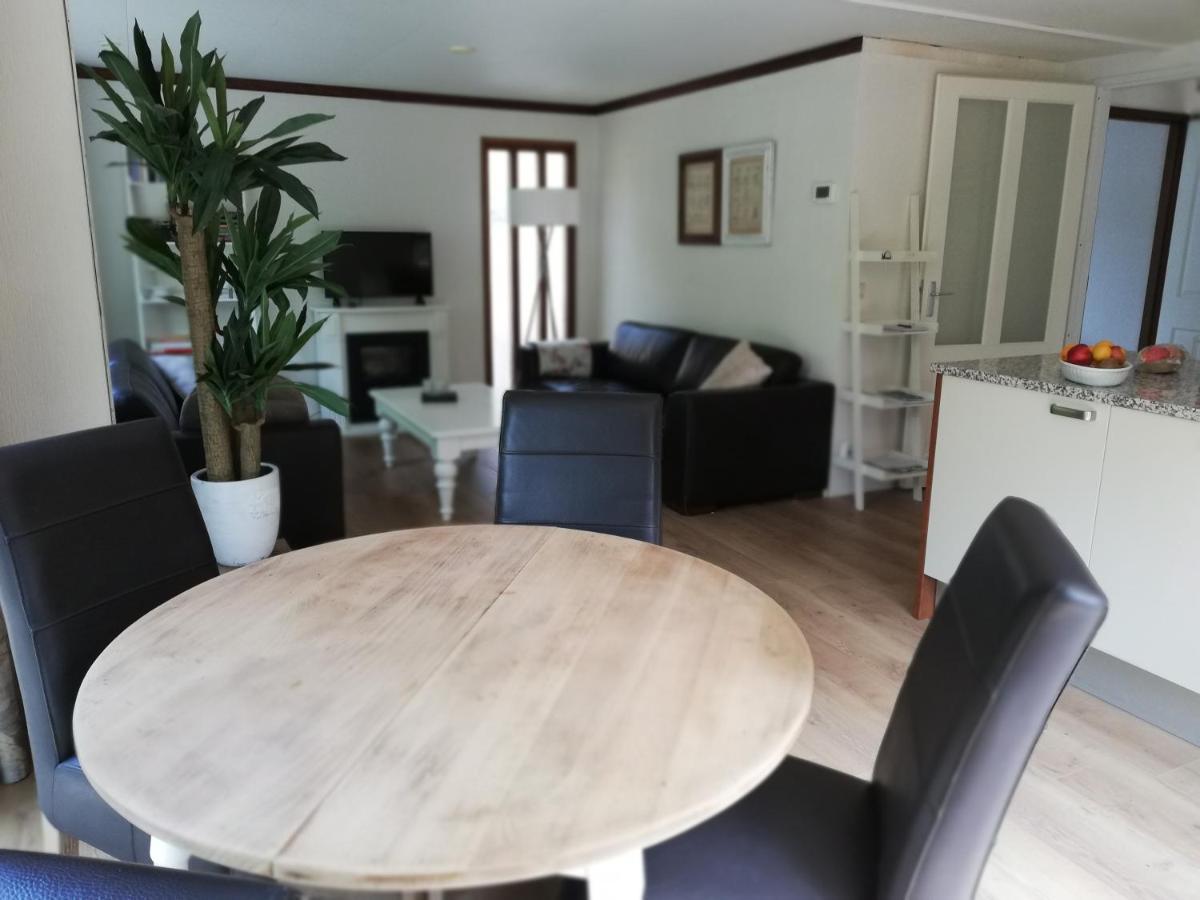 Roodborstje 4 Persoonschalet Putten Dış mekan fotoğraf